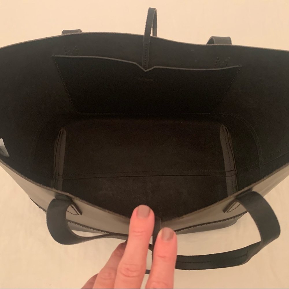 Elegant Black Tote Bag - Picture 3 of 5